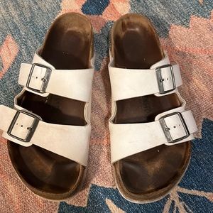 Arizona 2-strap Birkenstocks